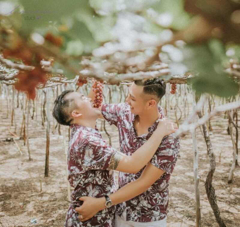 Chụp ảnh cưới ở biển Vĩnh Hy, Phan Rang