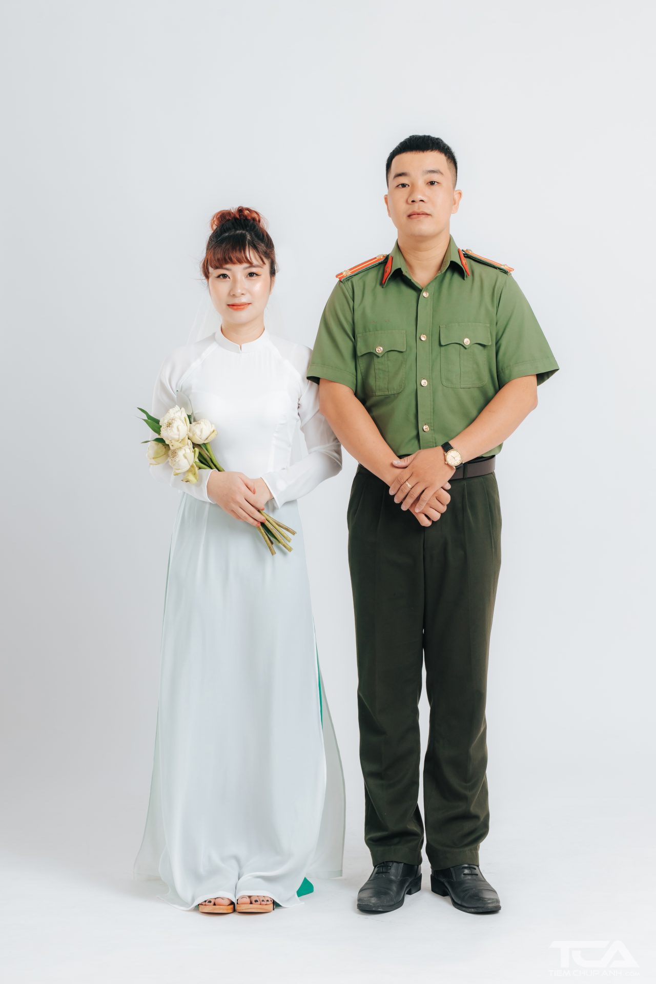 chụp ảnh cưới quân phục công an