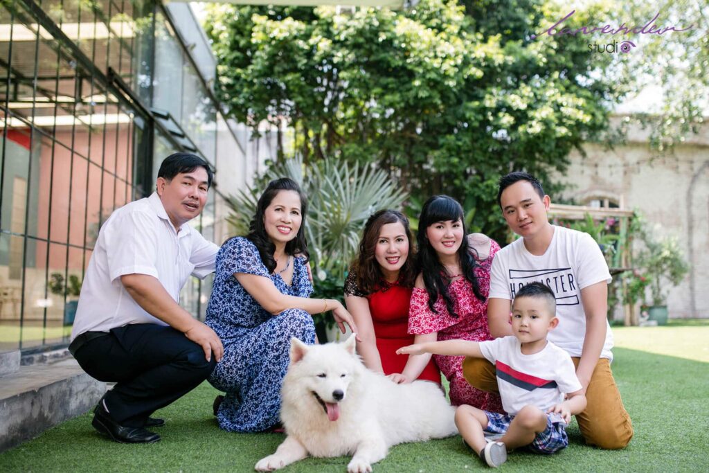 Giá chụp ảnh gia đình ngoại cảnh ở Hà Nội