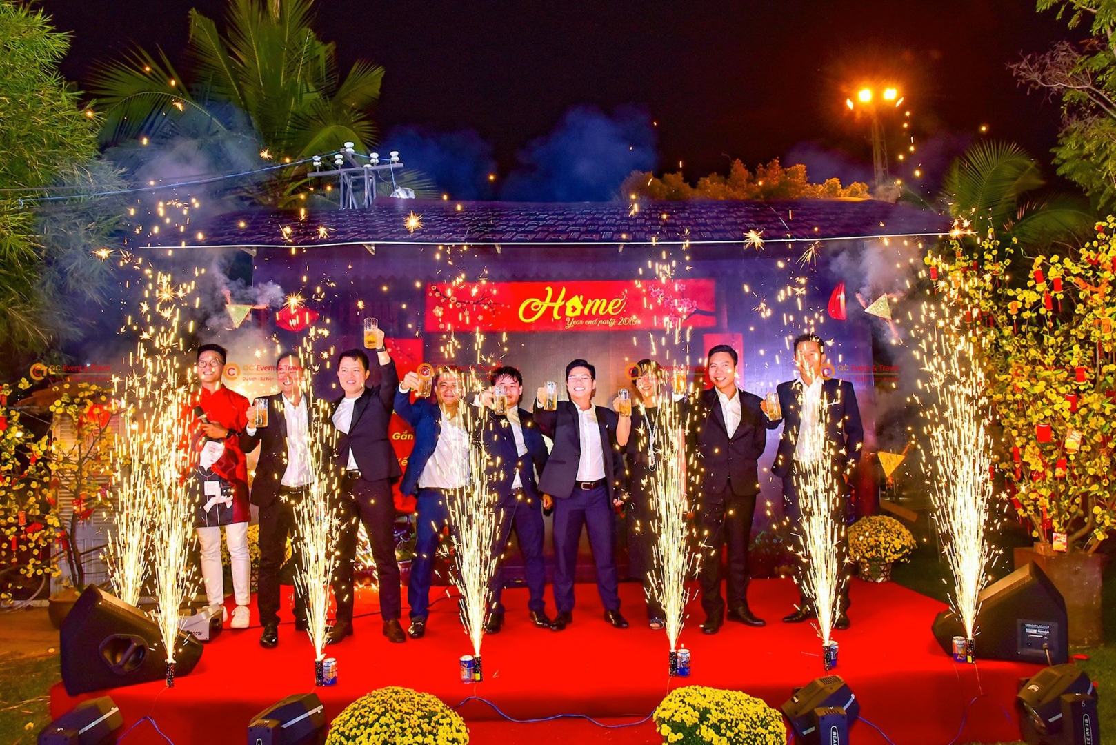 Không khí Year End Party cuối năm tại Hà Nội được ghi lại trọn vẹn