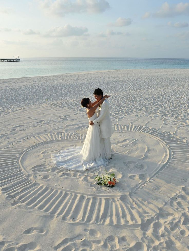 Chụp ảnh cầu hôn ở bãi biển Đà Nẵng Chụp ảnh cầu hôn ở bãi biển Đà Nẵng