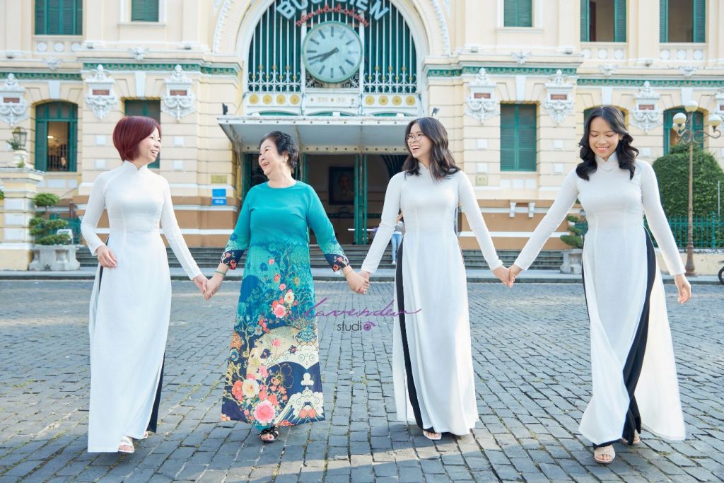 Địa điểm chuyên chụp ảnh gia đình với áo dài đẹp Địa điểm chuyên chụp ảnh gia đình với áo dài đẹp