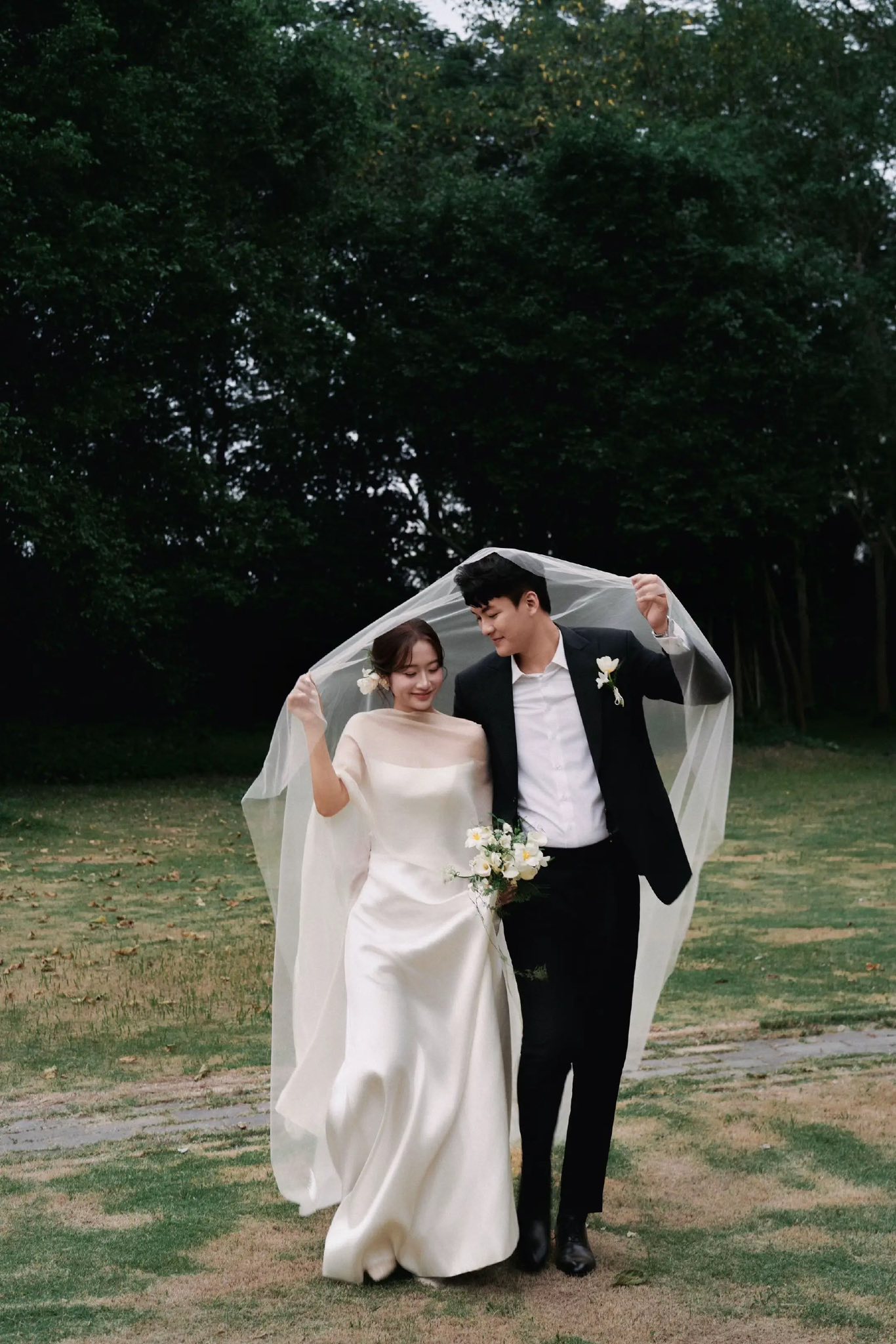 Chụp ảnh cưới 2026 trọn gói bao gồm những gì?